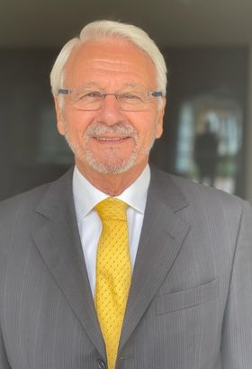 Nery cardoso diretor administrativo abih-sc