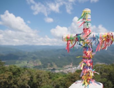 Turismo religioso tema de debate