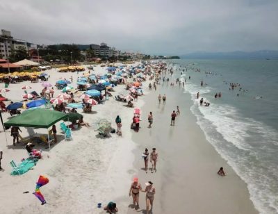 secretário do turismo-temporada de verão