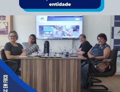 Colaboradoras da ABIH-SC recebem parceiras na sede da entidade