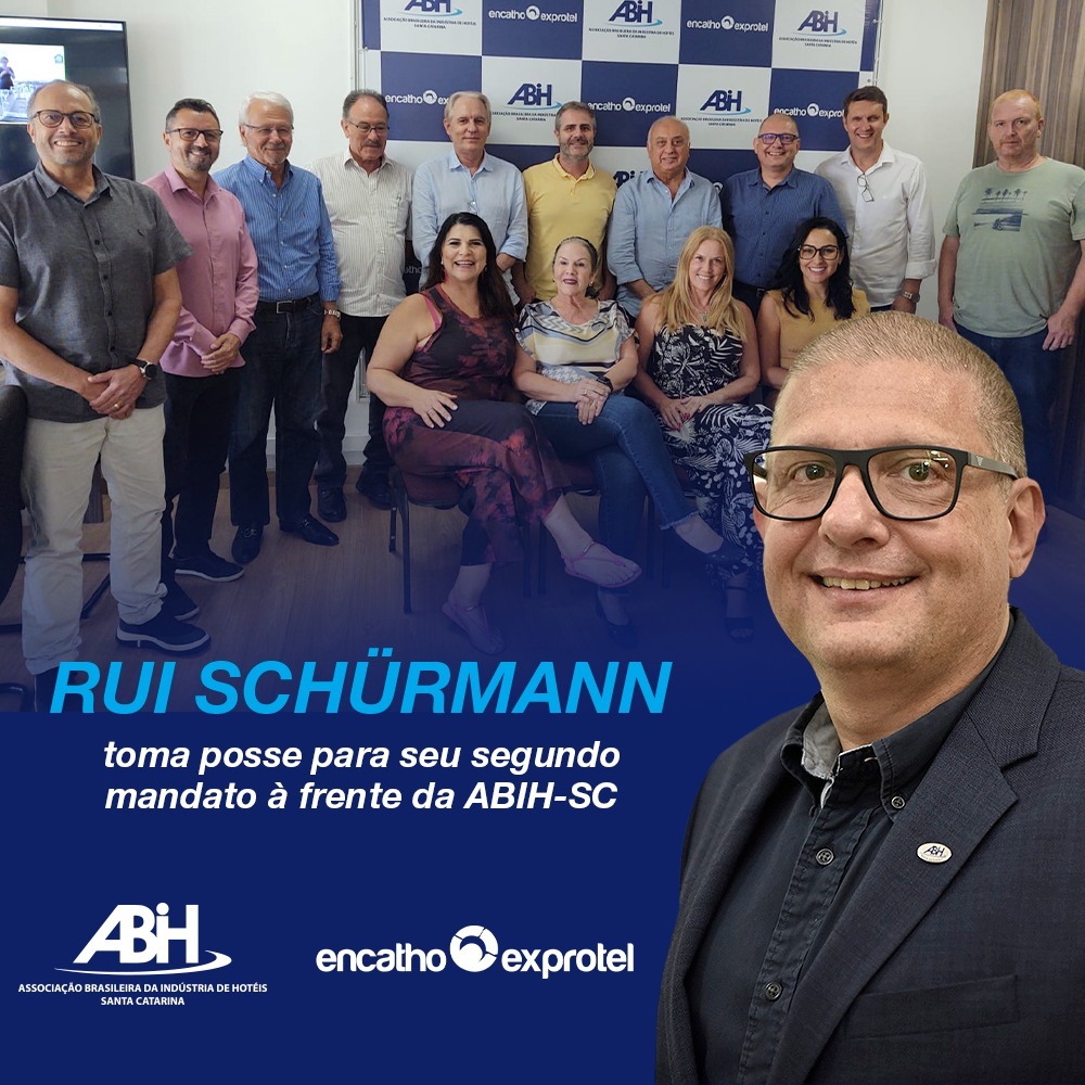 Rui Schürmann toma posse para seu segundo mandato à frente da ABIH-SC