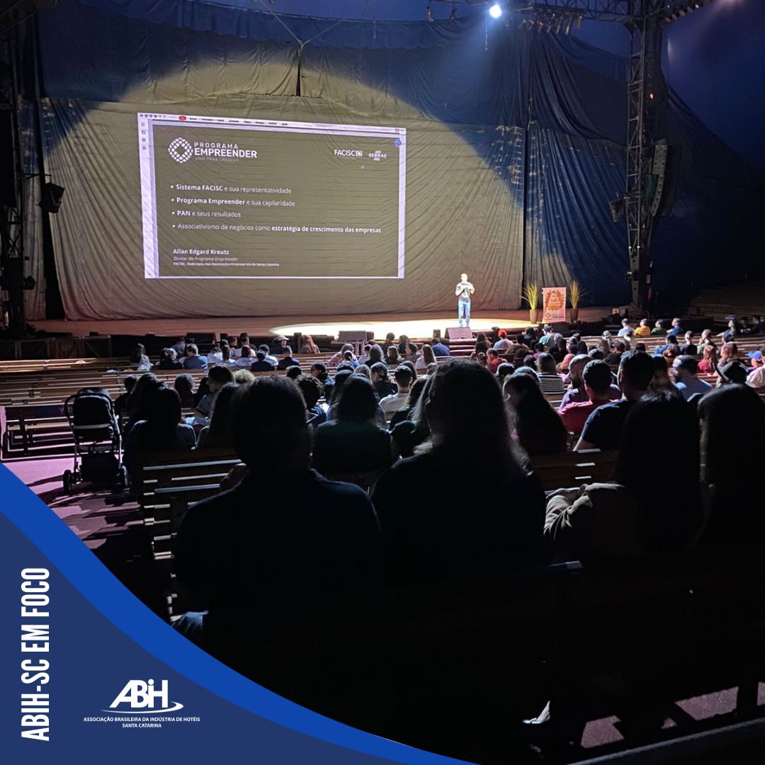 Diretor de Operações da ABIH-SC, Allan Edgard Kreutz participou do 2º Encontro de Turismo Destino Penha SC