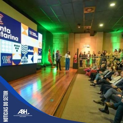 ‘Bola da vez’ governo do Estado lança nova marca para ‘aquecer’ turismo em Santa Catarina