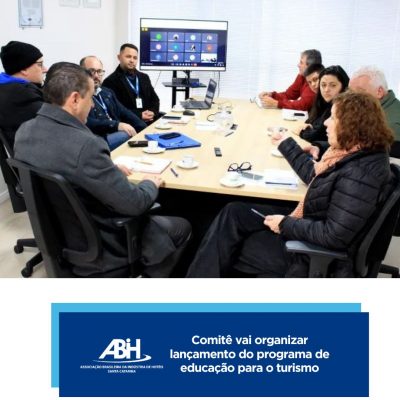 Comitê vai organizar lançamento do programa de educação para o turismo