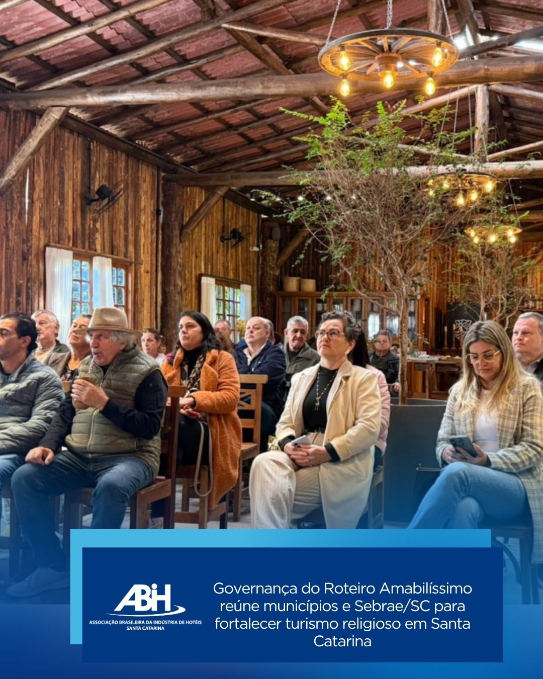 Governança do Roteiro Amabilíssimo reúne municípios e SebraeSC para fortalecer turismo religioso em Santa Catarina