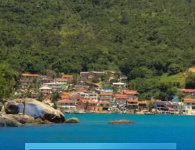 Vila de tradição pesqueira e gastronomia com frutos do mar em SC é finalista de selo da ONU Turismo