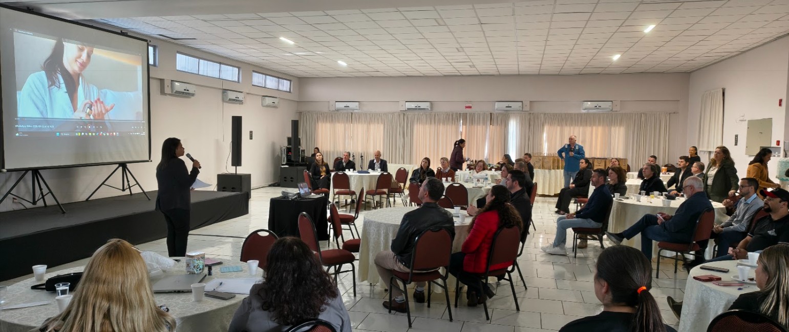 Josiane conduziu o cerimonial